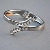 婚約指輪は女性の憧れのリングであるのです